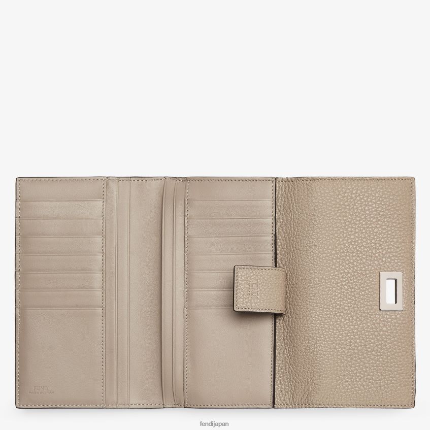 jp Fendi 女性 三つ折り革財布 ベージュ 20L42T1565 アクセサリー