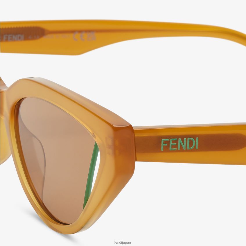 jp Fendi 女性 透明なキャラメルアセテートのサングラス ベージュ 20L42T156 アクセサリー