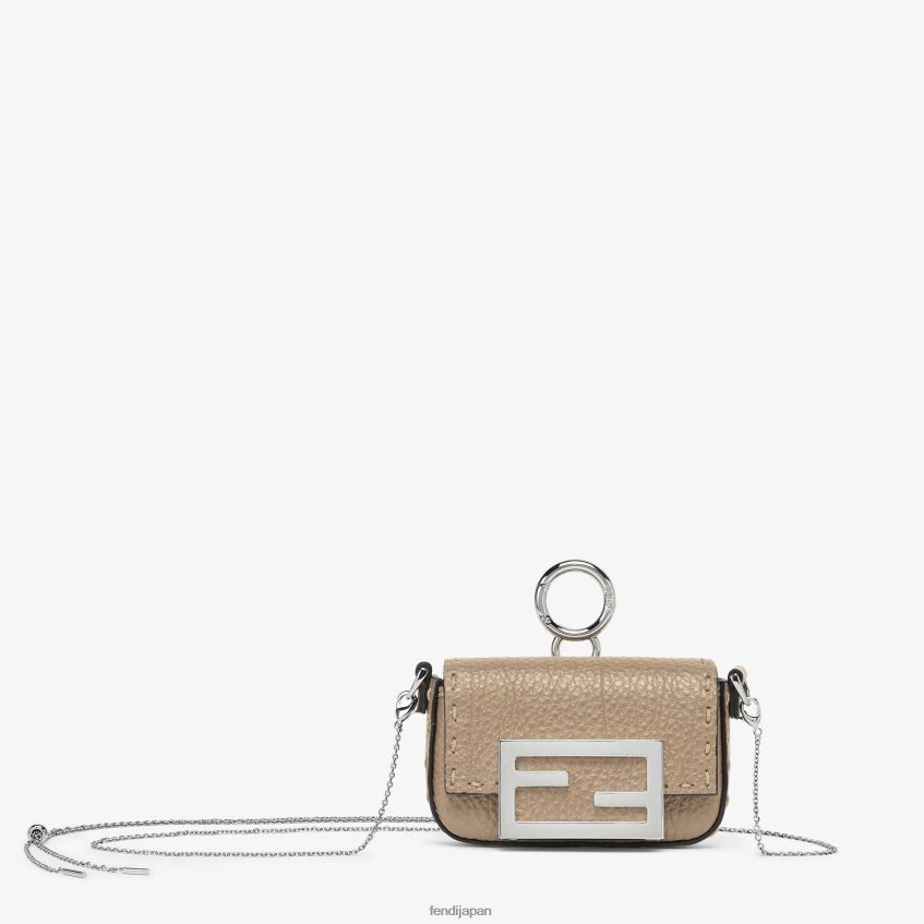 jp Fendi 女性 ナノバゲットレザーチャーム ベージュ 20L42T52 アクセサリー