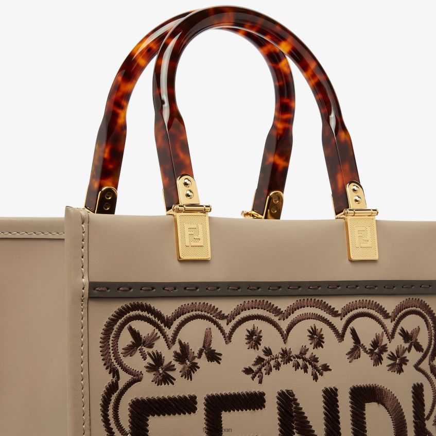 jp Fendi 女性 花柄刺繍入り鳩レザーショッパーバッグ グレー 20L42T656 アクセサリー