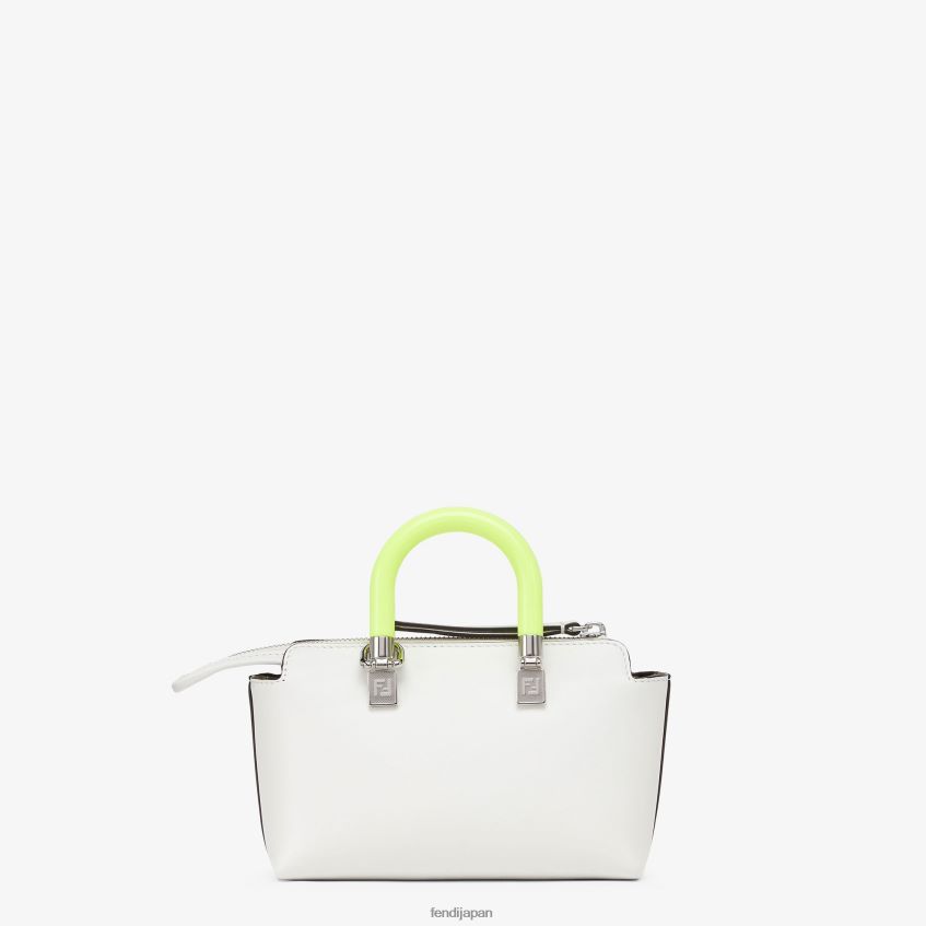 jp Fendi 女性 小さな革製ボストンバッグ 白 20L42T696 アクセサリー