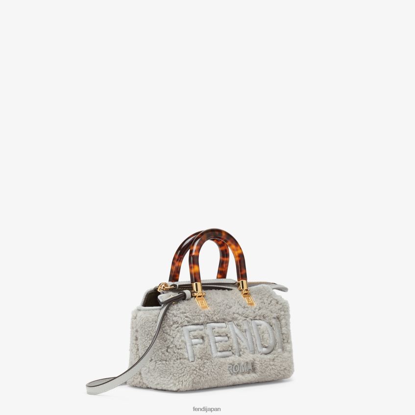 jp Fendi 女性 シープスキン スモール ボストンバッグ グレー 20L42T837 アクセサリー