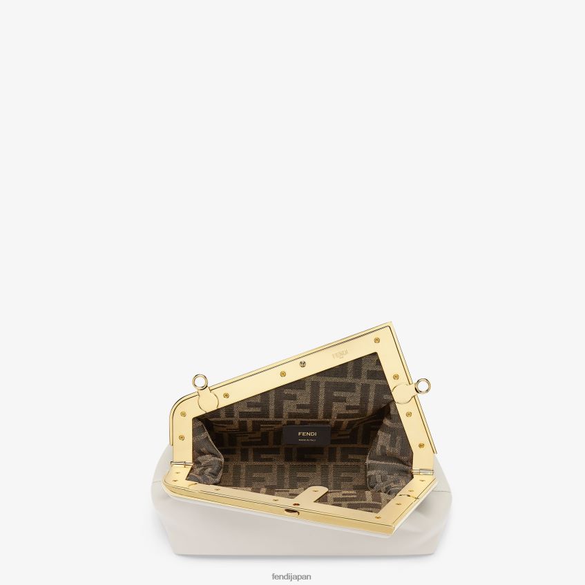 jp Fendi 女性 小さな革バッグ グレー 20L42T860 アクセサリー