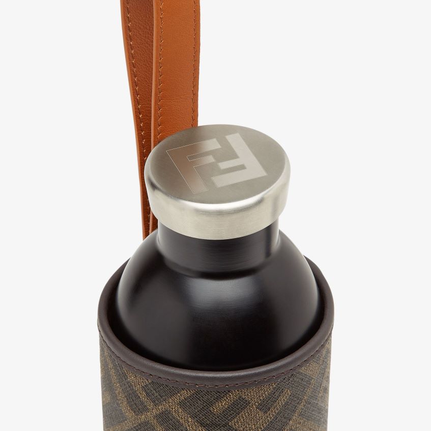 jp Fendi 男性 布製カバー付き24本フラスコ 茶色 20L42T2524 アクセサリー